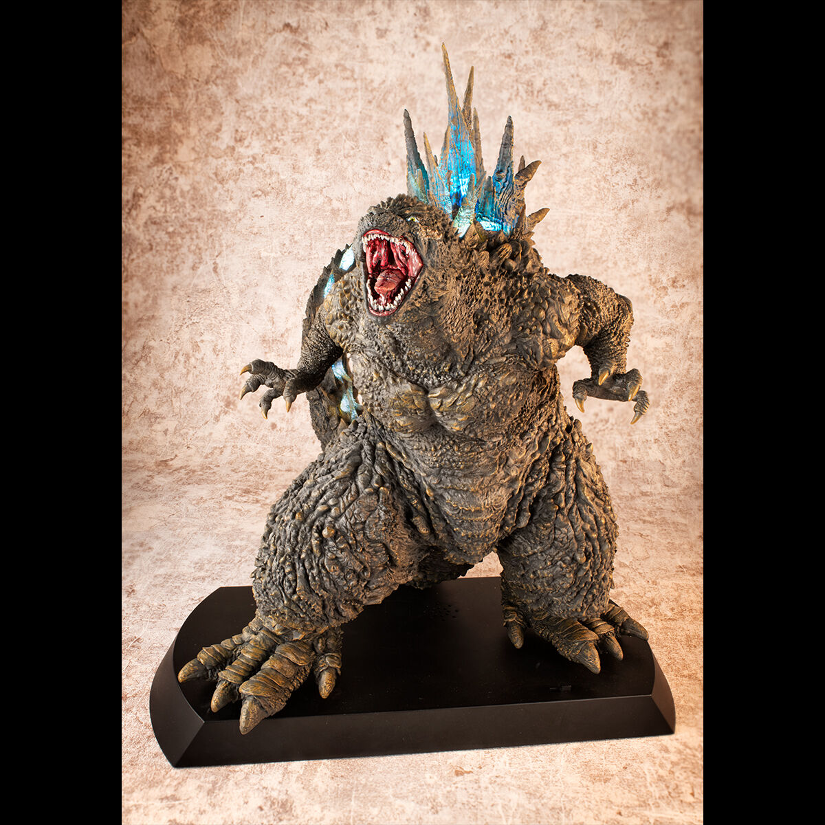 PREMIUM BANDAI UA Monsters Godzilla (2023) assault on Ginza image color ver. LED light & Sound gimmick Figure Japan NEW