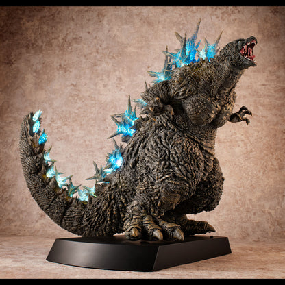 PREMIUM BANDAI UA Monsters Godzilla (2023) assault on Ginza image color ver. LED light & Sound gimmick Figure Japan NEW